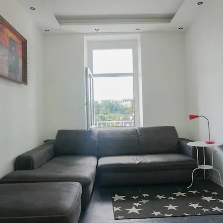 With Balkon Апартаменты *