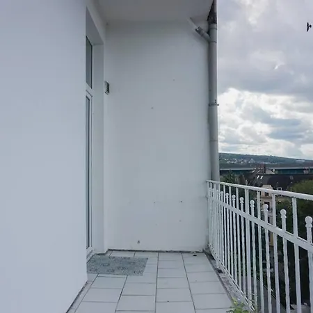 With Balkon Вупперталь